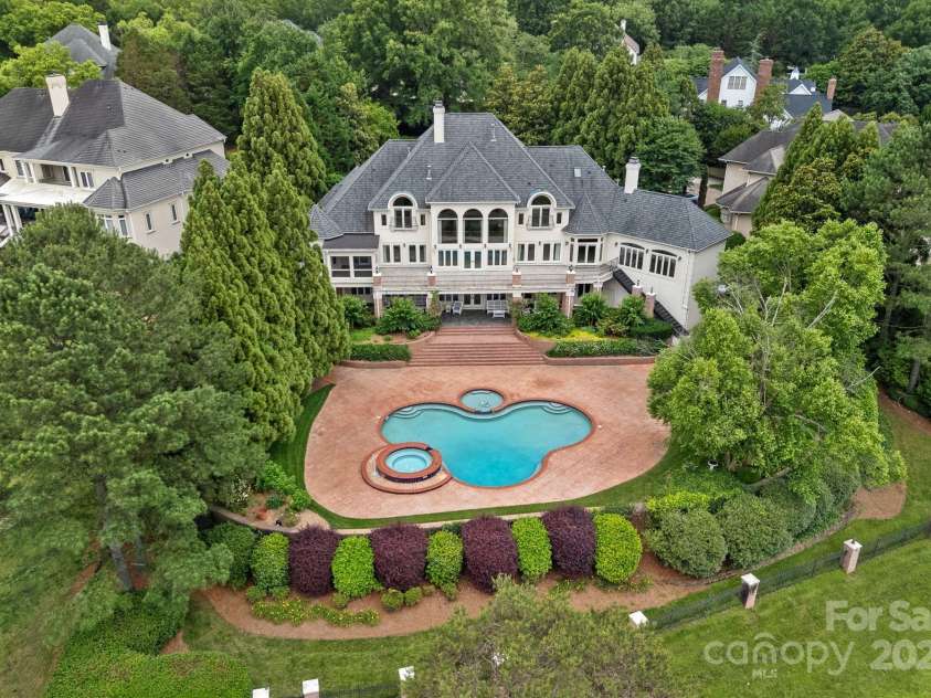 8800 Covey Rise Court, Charlotte, NC 28226.  MLS# CAR4262946, YatesRealty ID 25954. 