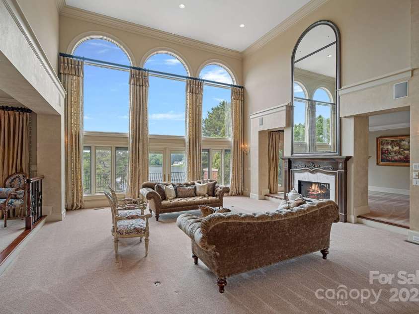 8800 Covey Rise Court, Charlotte, NC 28226.  MLS# CAR4262946, YatesRealty ID 25954. 