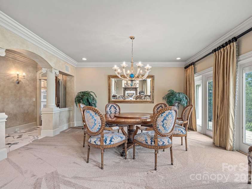 8800 Covey Rise Court, Charlotte, NC 28226.  MLS# CAR4262946, YatesRealty ID 25954. 