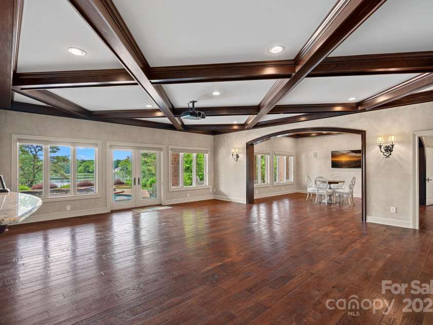 8800 Covey Rise Court, Charlotte, NC 28226.  MLS# CAR4262946, YatesRealty ID 25954. 