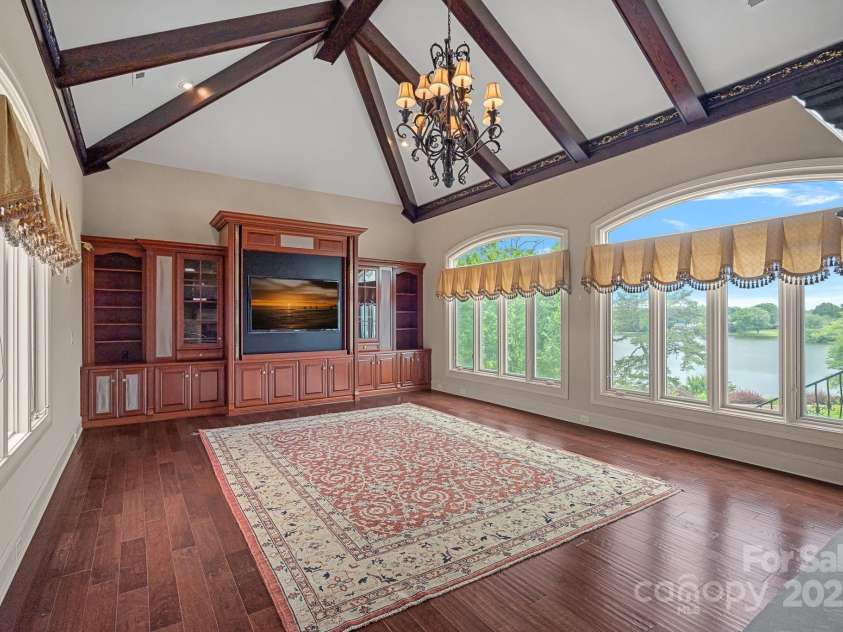 8800 Covey Rise Court, Charlotte, NC 28226.  MLS# CAR4262946, YatesRealty ID 25954. Great Room