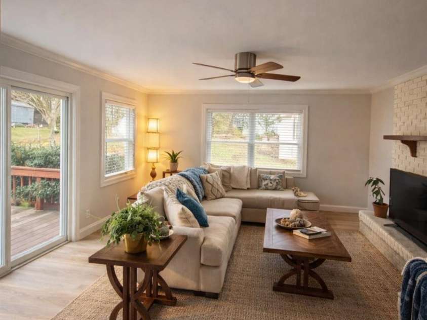 421 Kingfield Drive, Concord, NC 28027.  MLS# CAR4368933, YatesRealty ID 25955. 
