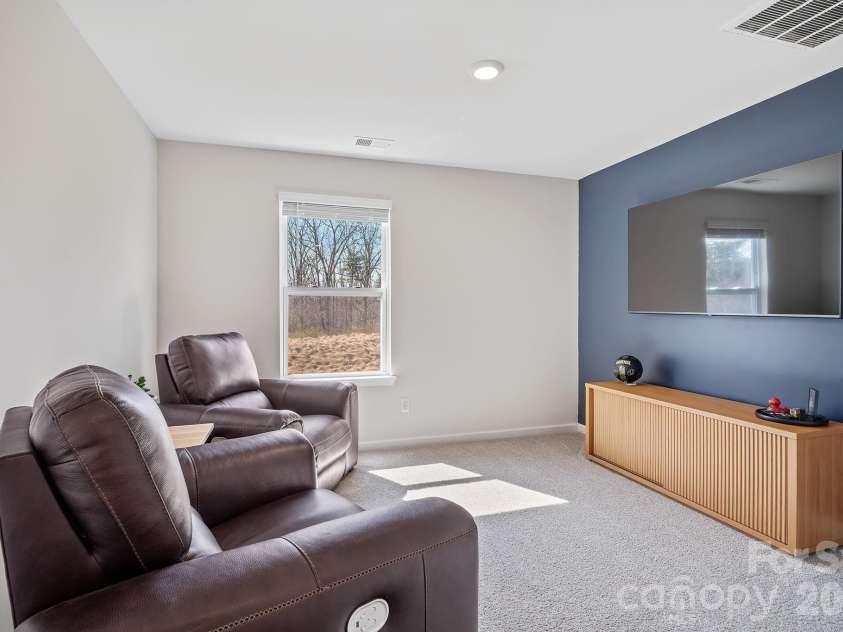 132 Ridgeview Lane, Mars Hill, NC 28754.  MLS# CAR4384792, YatesRealty ID 25956. 