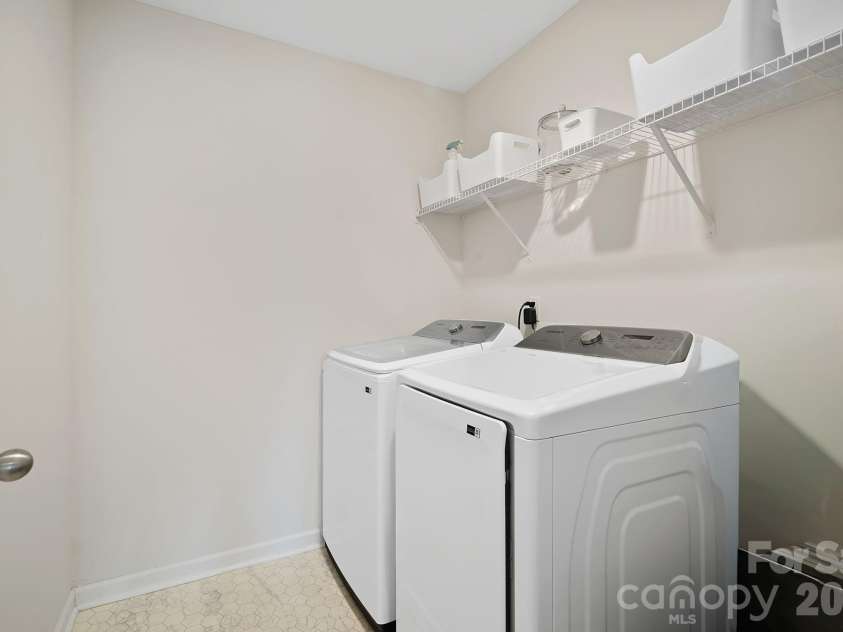 132 Ridgeview Lane, Mars Hill, NC 28754.  MLS# CAR4384792, YatesRealty ID 25956. 