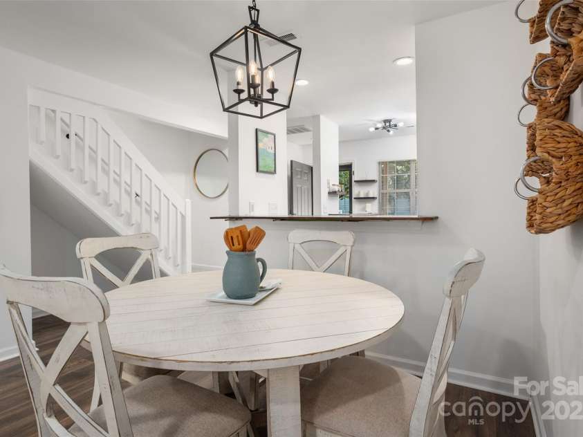 3638 Huyton Court, Charlotte, NC 28215.  MLS# CAR4279727, YatesRealty ID 25956. 