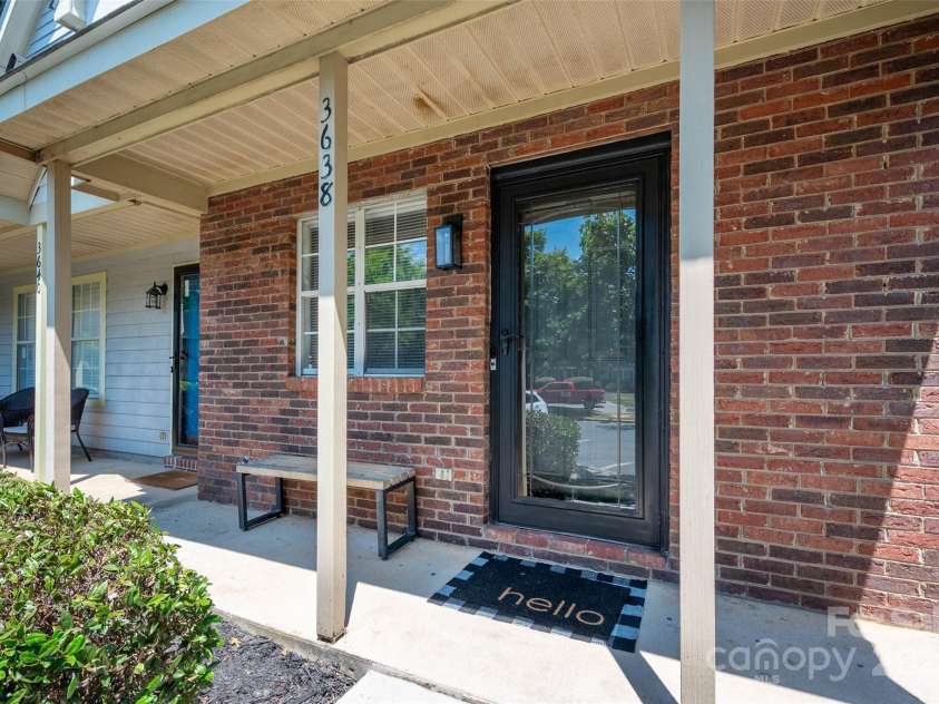 3638 Huyton Court, Charlotte, NC 28215.  MLS# CAR4279727, YatesRealty ID 25956. 