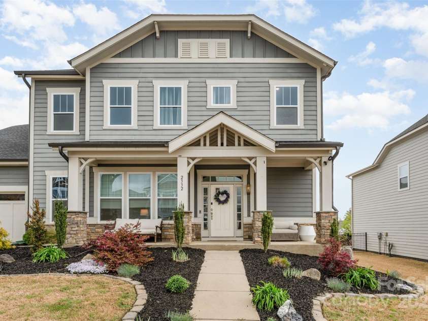 2332 Paddlers Cove Drive, Clover, SC 29710.  MLS# CAR4242429, YatesRealty ID 25958. Welcome Home!!