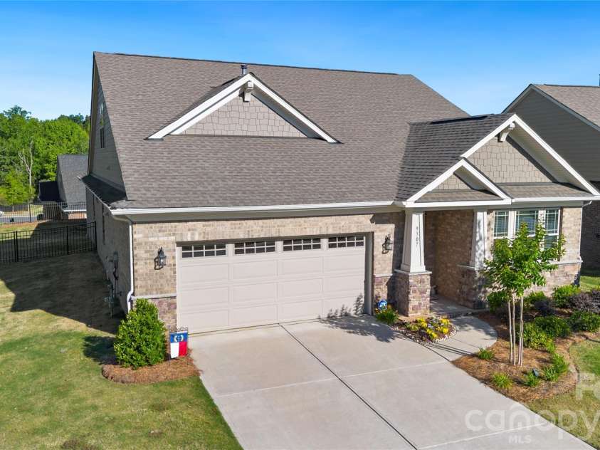 9307 Liberty Hill Drive, Mint Hill, NC 28227.  MLS# CAR4381631, YatesRealty ID 25958. 