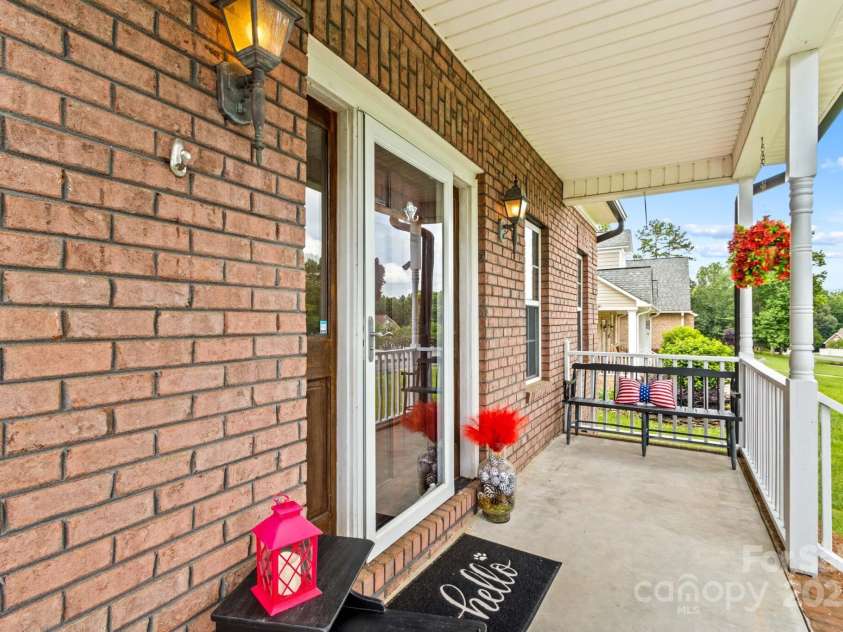 159 Forest Abbey Lane, China Grove, NC 28023.  MLS# CAR4270384, YatesRealty ID 25959. 