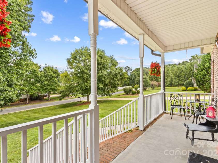 159 Forest Abbey Lane, China Grove, NC 28023.  MLS# CAR4270384, YatesRealty ID 25959. 