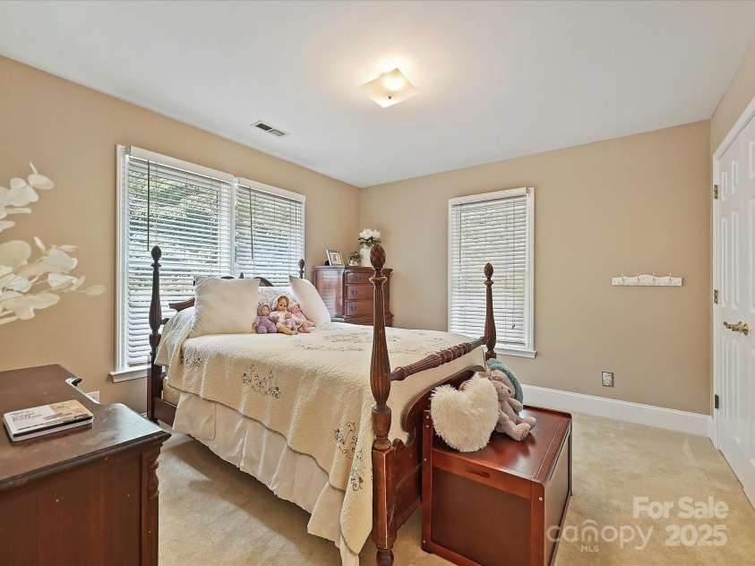11902 Mountain Crest Circle, Charlotte, NC 28216.  MLS# CAR4286743, YatesRealty ID 2596. Third bedroom