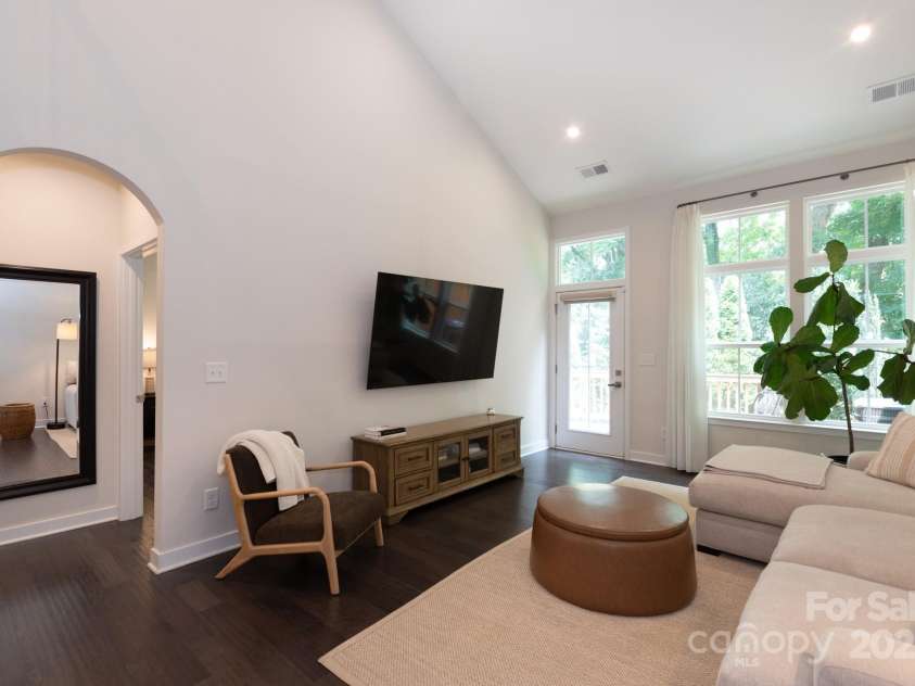 5907 Barrowlands Court, Charlotte, NC 28210.  MLS# CAR4278251, YatesRealty ID 25961. 