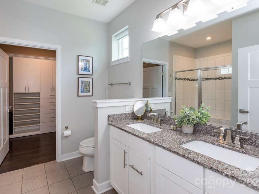 5907 Barrowlands Court, Charlotte, NC 28210.  MLS# CAR4278251, YatesRealty ID 25961. 