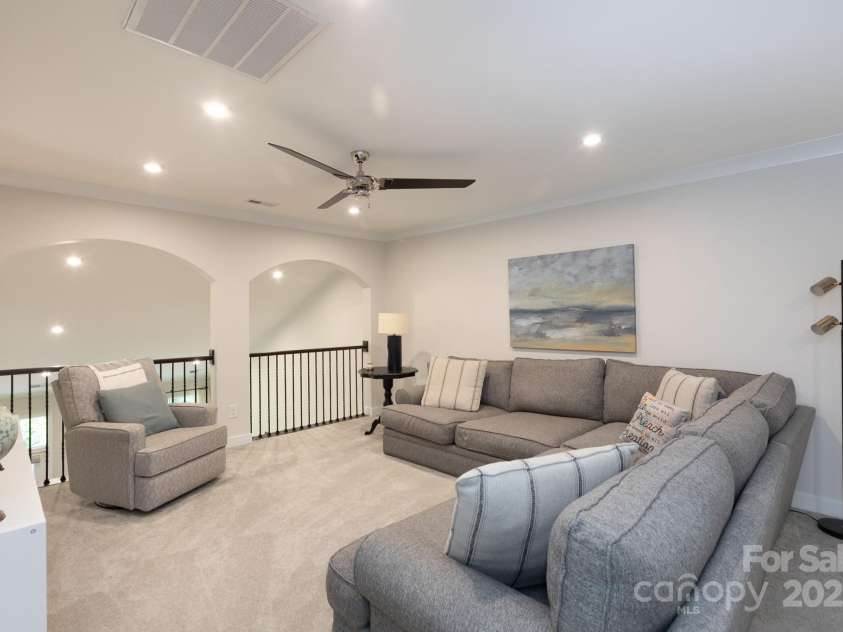 5907 Barrowlands Court, Charlotte, NC 28210.  MLS# CAR4278251, YatesRealty ID 25961. 