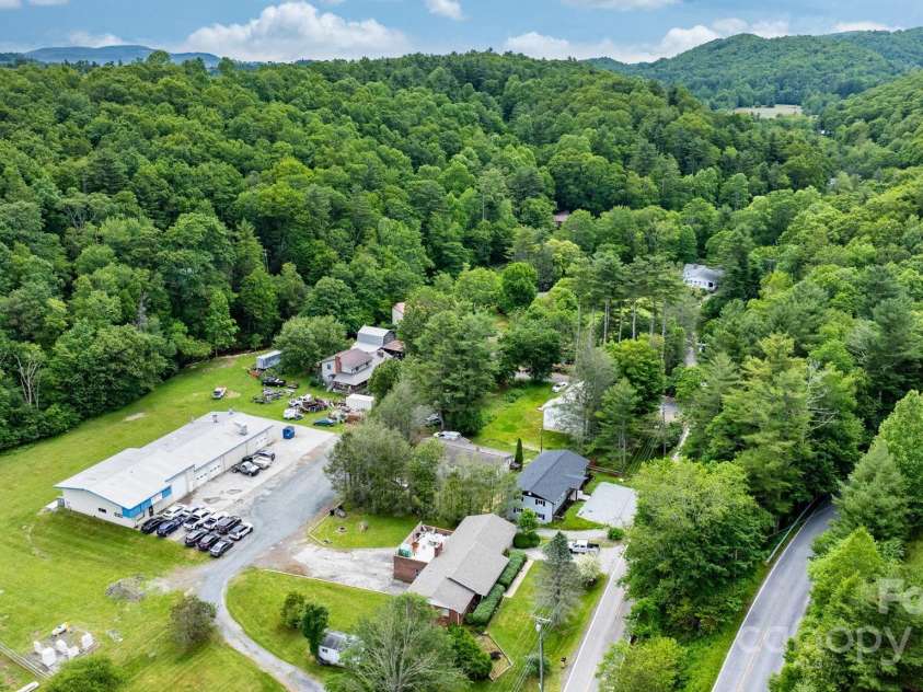 1175 Bamboo Road, Boone, NC 28607.  MLS# CAR4271412, YatesRealty ID 25962. 