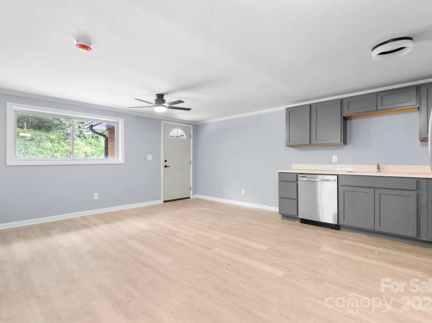 1175 Bamboo Road, Boone, NC 28607.  MLS# CAR4271412, YatesRealty ID 25962. Unit 2