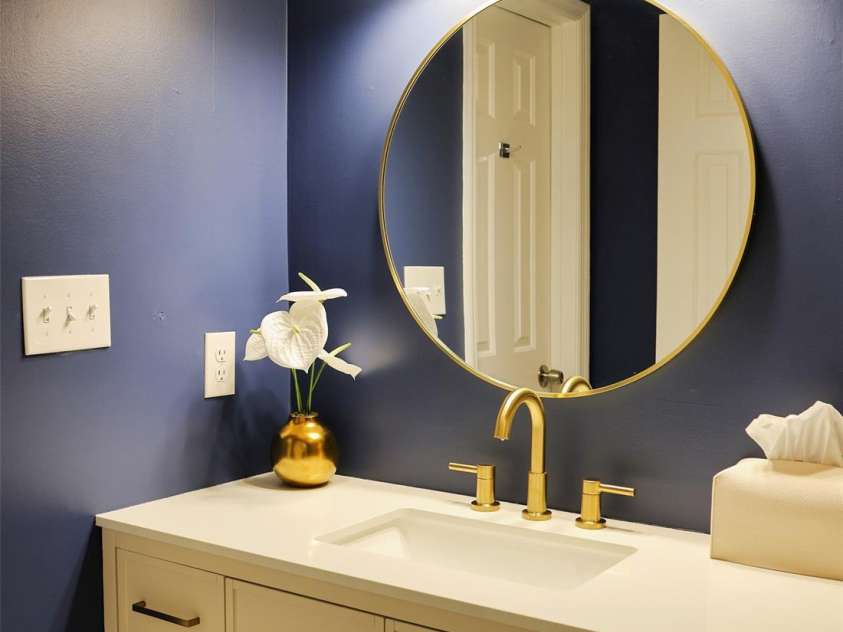 100 Ballantree Drive, Asheville, NC 28803.  MLS# CAR4277967, YatesRealty ID 25963. Remodeled (2025) Main Level Full Bathroom 2nd View