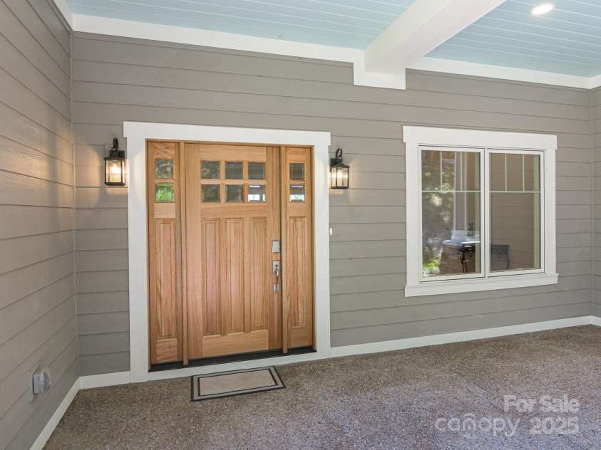 62 Sharp Road, Black Mountain, NC 28711.  MLS# CAR4277339, YatesRealty ID 25964. 