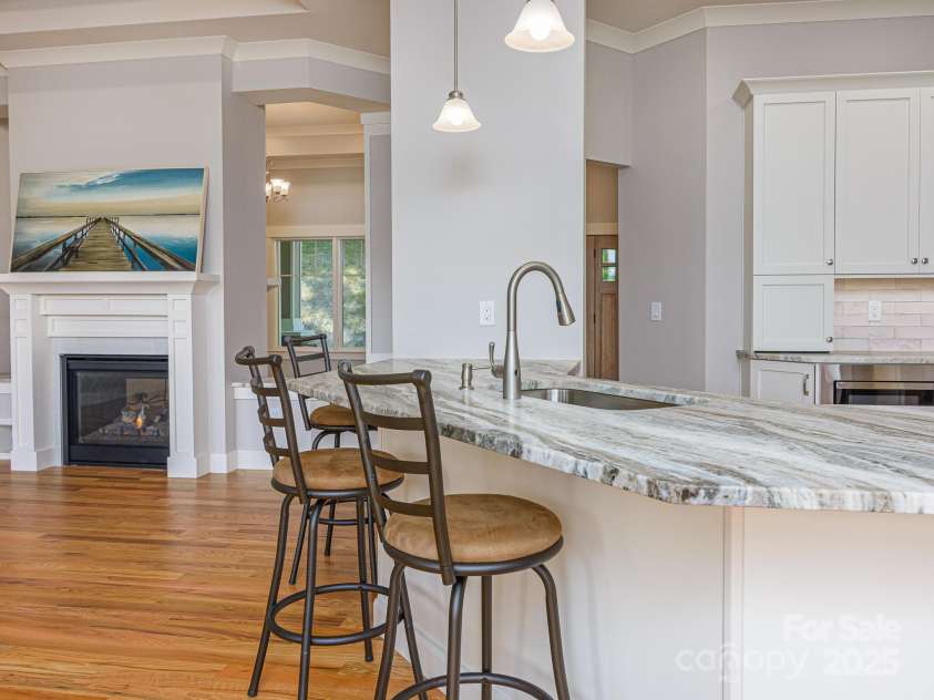 62 Sharp Road, Black Mountain, NC 28711.  MLS# CAR4277339, YatesRealty ID 25964. 