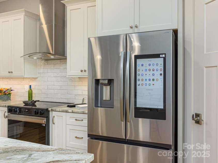 62 Sharp Road, Black Mountain, NC 28711.  MLS# CAR4277339, YatesRealty ID 25964. 