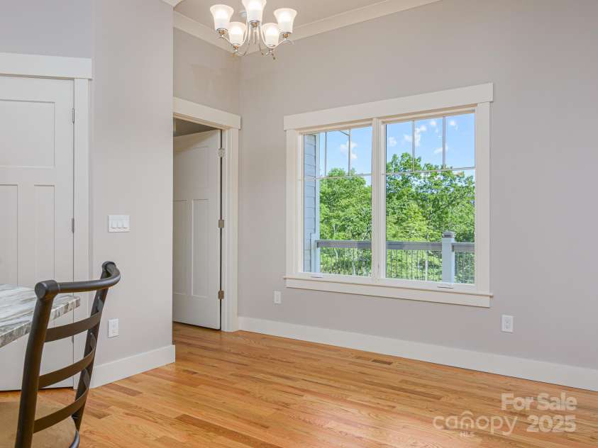 62 Sharp Road, Black Mountain, NC 28711.  MLS# CAR4277339, YatesRealty ID 25964. 