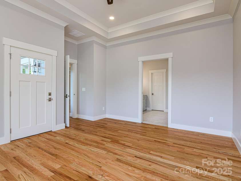 62 Sharp Road, Black Mountain, NC 28711.  MLS# CAR4277339, YatesRealty ID 25964. 