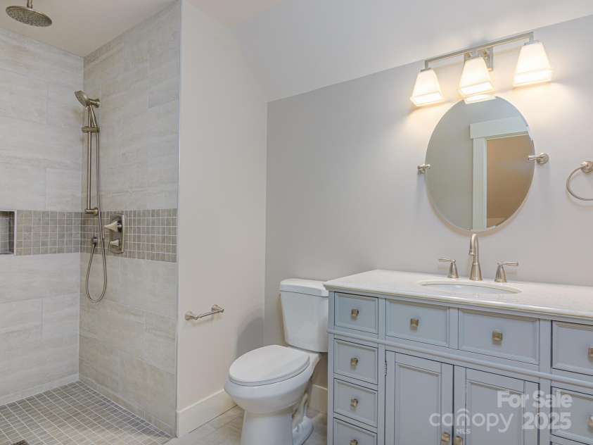 62 Sharp Road, Black Mountain, NC 28711.  MLS# CAR4277339, YatesRealty ID 25964. 