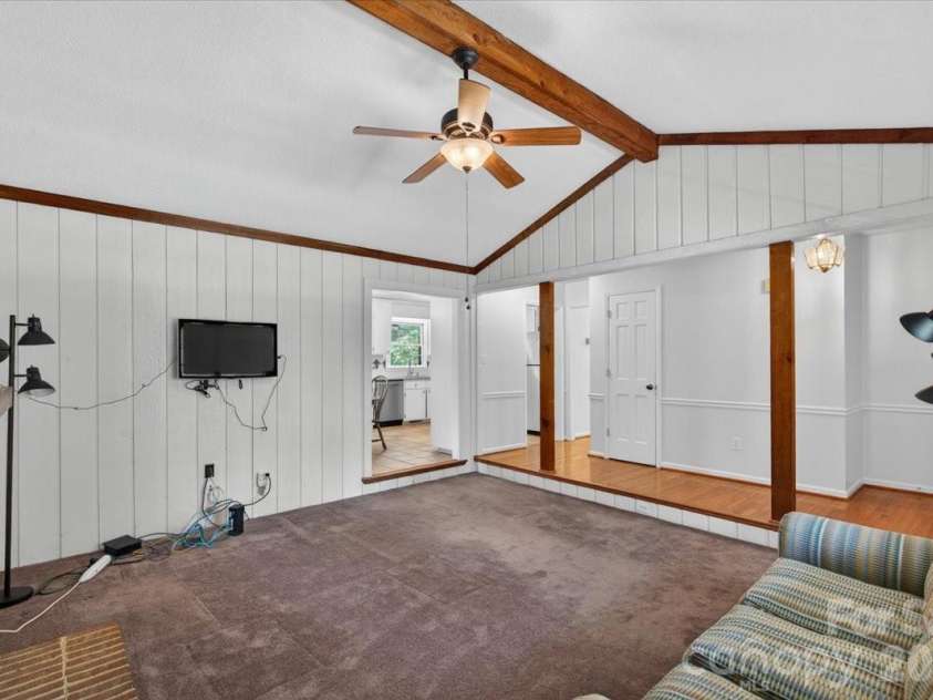 7615 Alexander Road, Charlotte, NC 28270.  MLS# CAR4375335, YatesRealty ID 25964. 