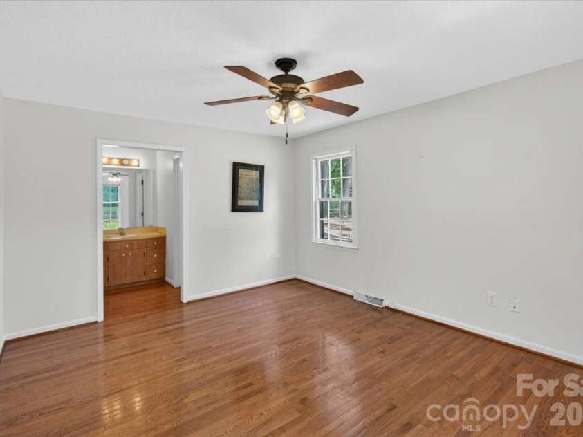 7615 Alexander Road, Charlotte, NC 28270.  MLS# CAR4375335, YatesRealty ID 25964. 