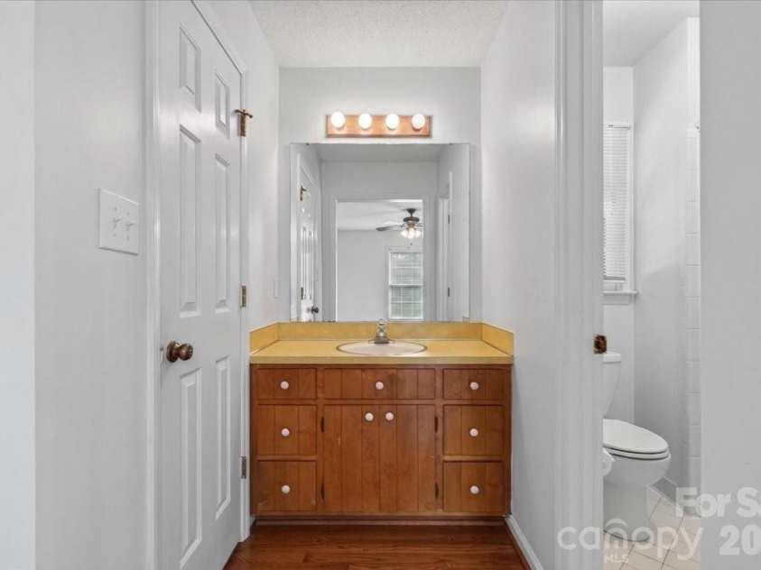 7615 Alexander Road, Charlotte, NC 28270.  MLS# CAR4375335, YatesRealty ID 25964. 