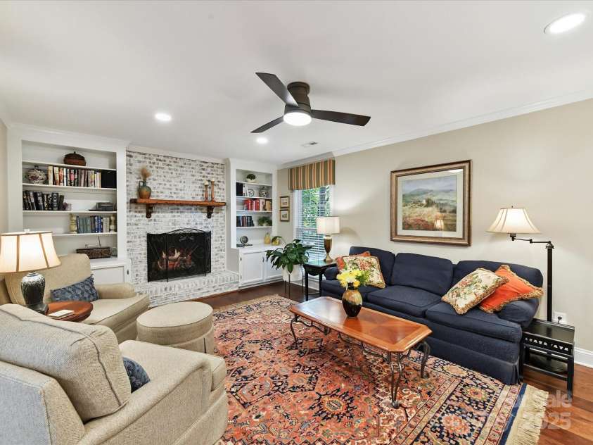 1123 Richard Barry Drive, Charlotte, NC 28270.  MLS# CAR4279129, YatesRealty ID 25965. 