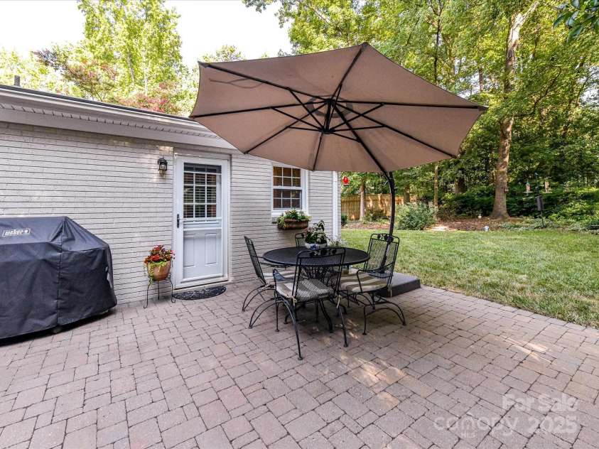 1123 Richard Barry Drive, Charlotte, NC 28270.  MLS# CAR4279129, YatesRealty ID 25965. 