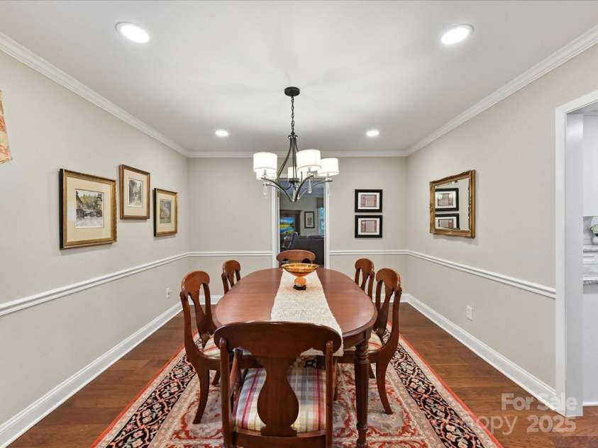 1123 Richard Barry Drive, Charlotte, NC 28270.  MLS# CAR4279129, YatesRealty ID 25965. Formal dining room