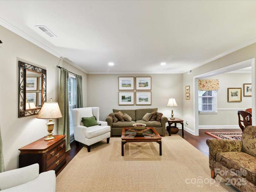 1123 Richard Barry Drive, Charlotte, NC 28270.  MLS# CAR4279129, YatesRealty ID 25965. Formal Living Room