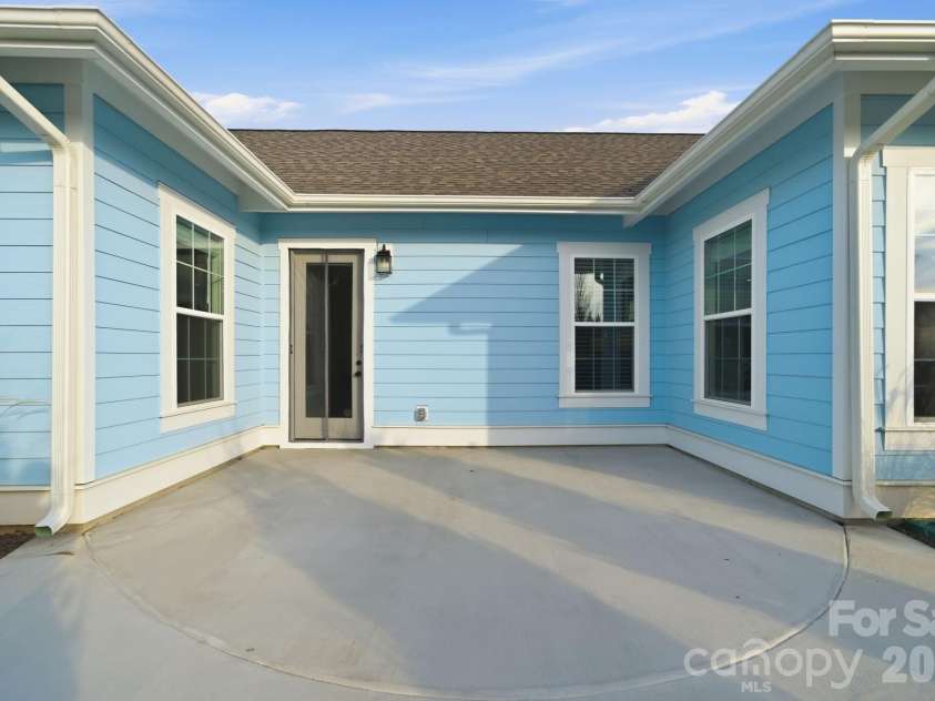 685 Digby Road, Rock Hill, SC 29730.  MLS# CAR4384603, YatesRealty ID 25965. 