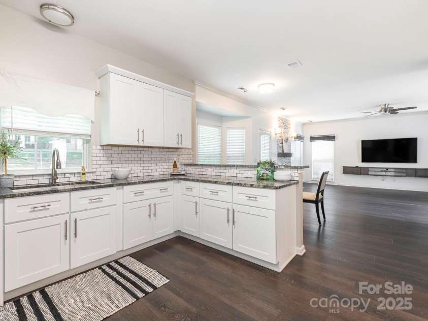 3626 Cole Mill Road, Charlotte, NC 28270.  MLS# CAR4255155, YatesRealty ID 25966. 