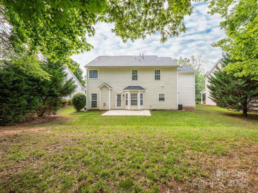 3626 Cole Mill Road, Charlotte, NC 28270.  MLS# CAR4255155, YatesRealty ID 25966. 