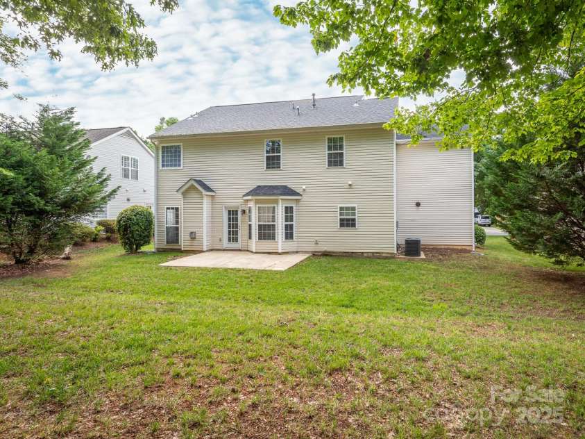 3626 Cole Mill Road, Charlotte, NC 28270.  MLS# CAR4255155, YatesRealty ID 25966. 
