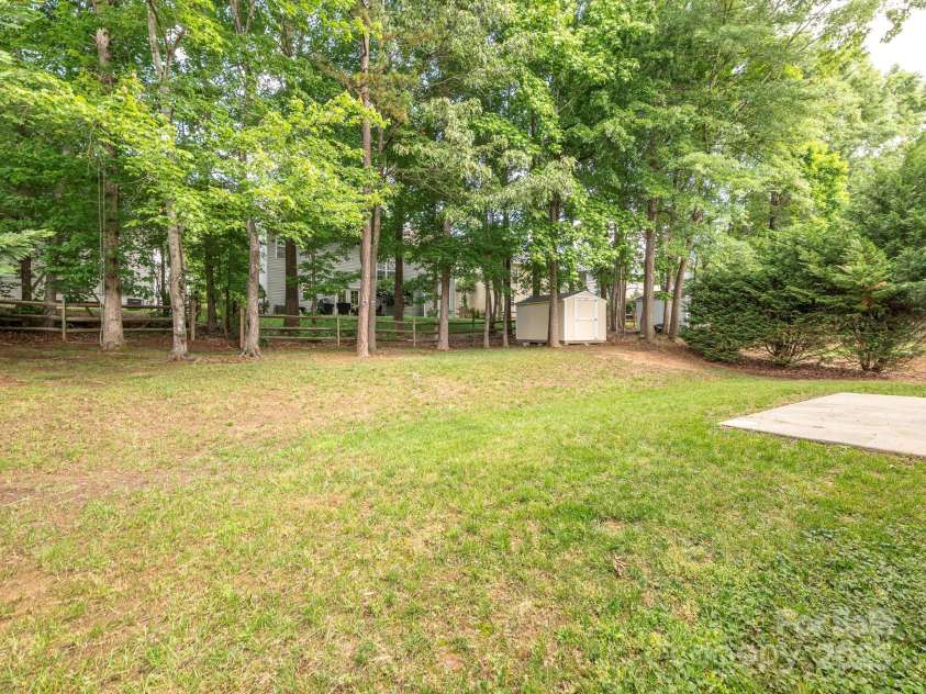 3626 Cole Mill Road, Charlotte, NC 28270.  MLS# CAR4255155, YatesRealty ID 25966. 