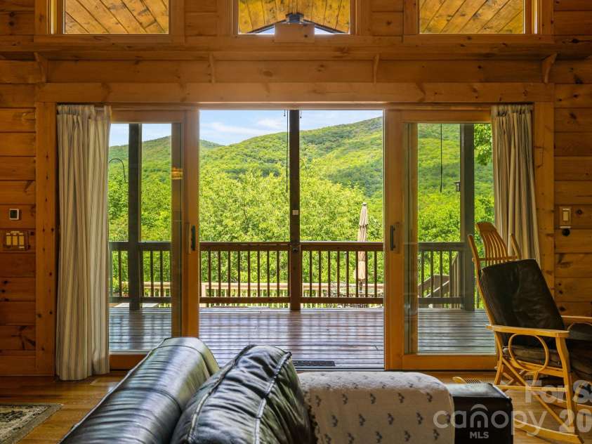642 Scenic View Road, Maggie Valley, NC 28751.  MLS# CAR4385693, YatesRealty ID 25966. 