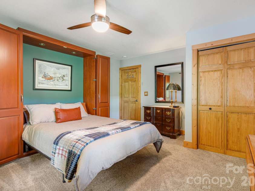 642 Scenic View Road, Maggie Valley, NC 28751.  MLS# CAR4385693, YatesRealty ID 25966. 