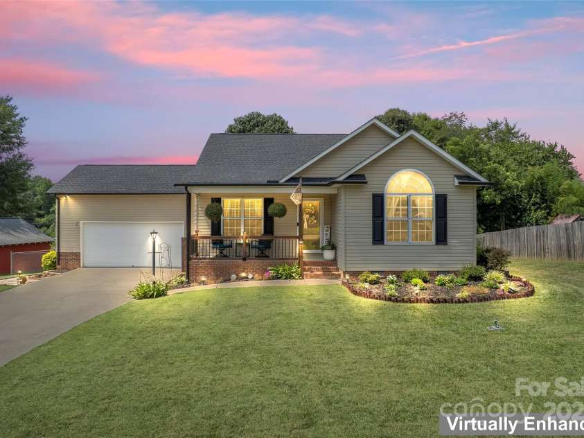 110 Bost Circle, Rockwell, NC 28138.  MLS# CAR4278101, YatesRealty ID 25967. Welcome home!