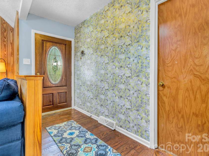 5 Fairway Drive, Arden, NC 28704.  MLS# CAR4332981, YatesRealty ID 25968. 
