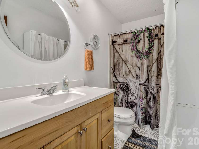 5 Fairway Drive, Arden, NC 28704.  MLS# CAR4332981, YatesRealty ID 25968. 