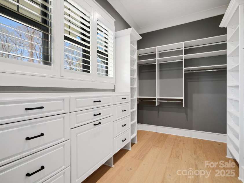 9614 Beatties Ford Road, Huntersville, NC 28078.  MLS# CAR4230997, YatesRealty ID 25968. 