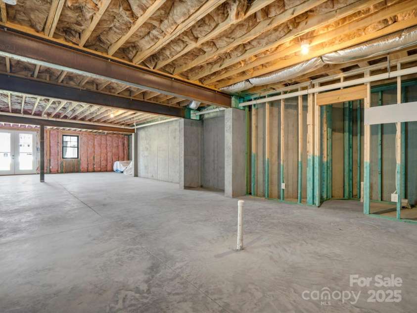 9614 Beatties Ford Road, Huntersville, NC 28078.  MLS# CAR4230997, YatesRealty ID 25968. 