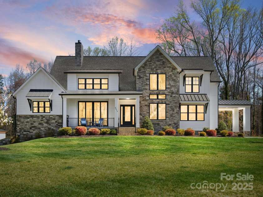 9614 Beatties Ford Road, Huntersville, NC 28078.  MLS# CAR4230997, YatesRealty ID 25968. 