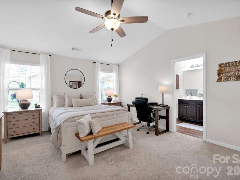 2006 Greenbrook Trail, Dallas, NC 28034.  MLS# CAR4372375, YatesRealty ID 25969. 