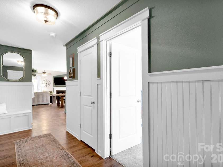 2006 Greenbrook Trail, Dallas, NC 28034.  MLS# CAR4372375, YatesRealty ID 25969. Stunning custom accents