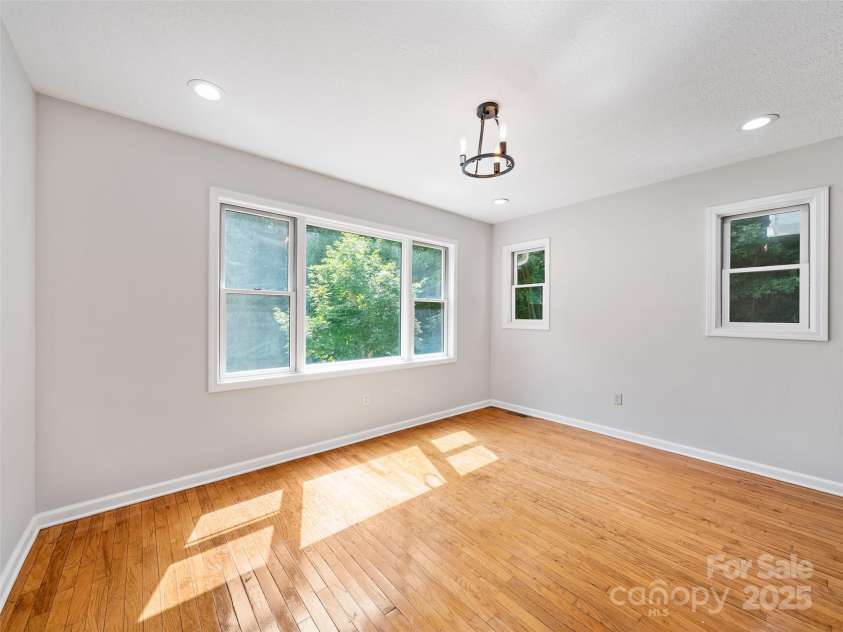 1393 Bald Mountain Road, Burnsville, NC 28714.  MLS# CAR4295800, YatesRealty ID 2597. 